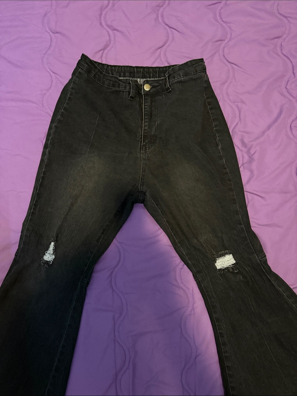 High-Rise Black Flare Jeans with Distressed Knees - Picture 2 of 5